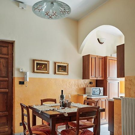 Terrazza Di Alfieri - Alloggio Con Terrazza Privata Nel Centro Di Asti Eksteriør bilde